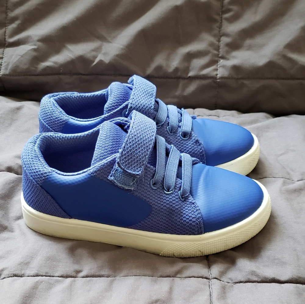 Toddler shoes